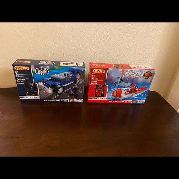2/$10 Blokko first responder play sets - Picture 1 of 8